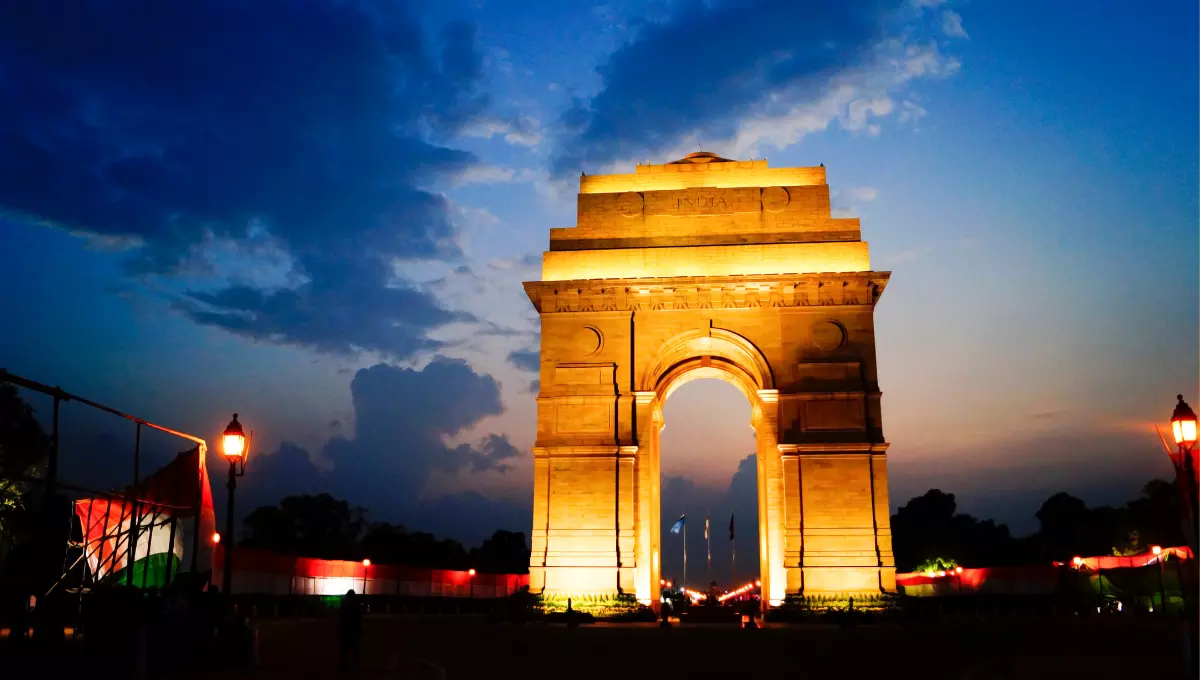 Top 25 Tourist Places In Delhi