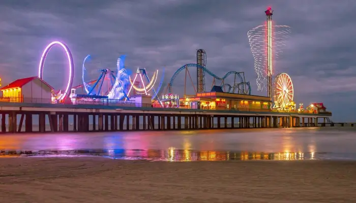 Pleasure Pier | Best Things To Do in Galveston