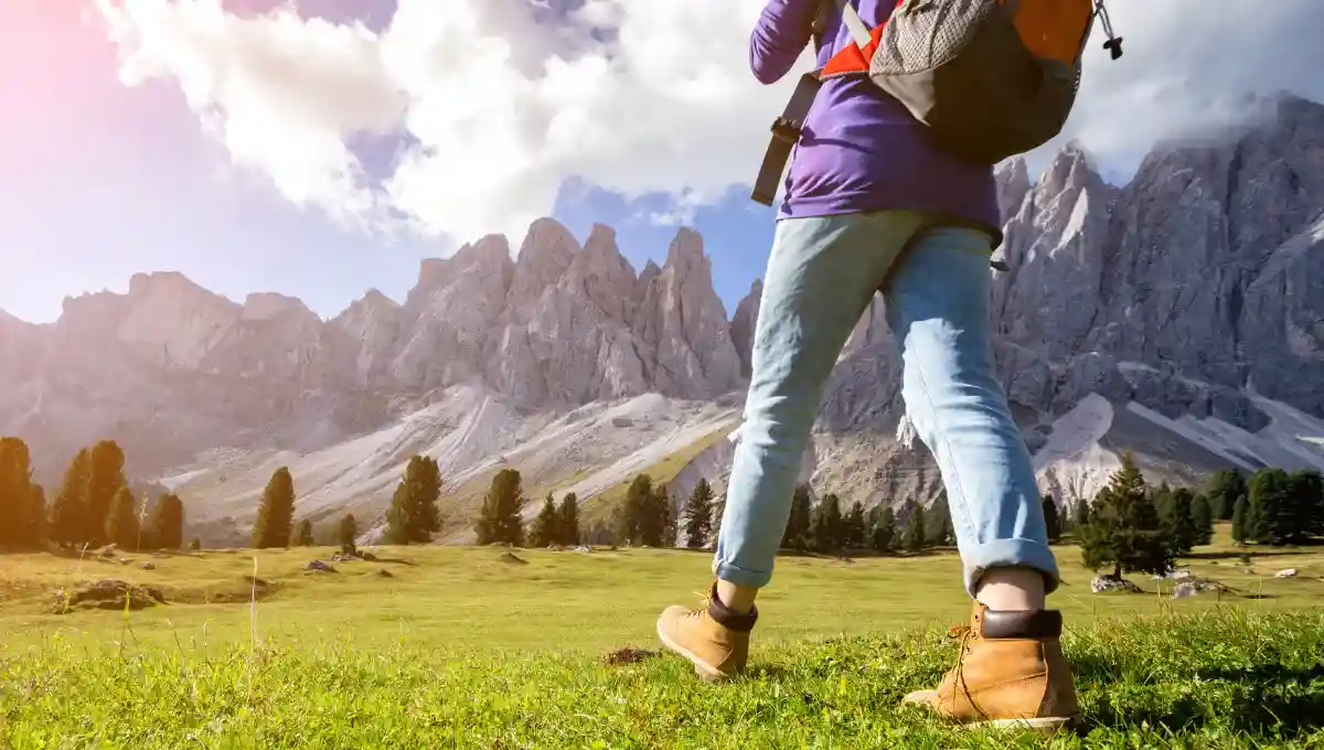 Best Comfortable Walking Boots For Travel