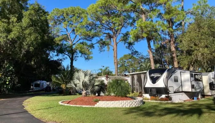 Best RV Resorts In Florida