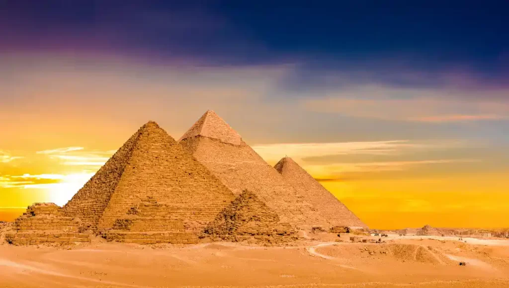 The Great Pyramid Of Giza | old 7 wonders of the world