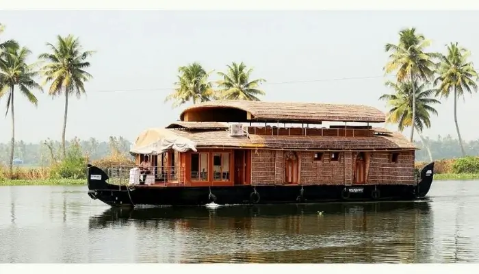 Alleppey | Best Affordable solo travel destinations