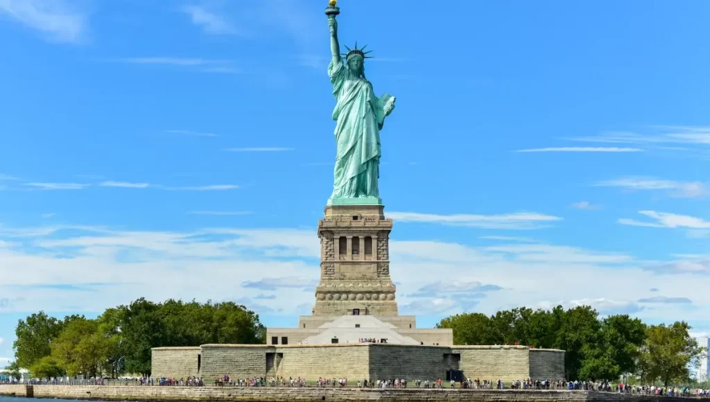 Statue of Liberty | Must-see attractions in New York City