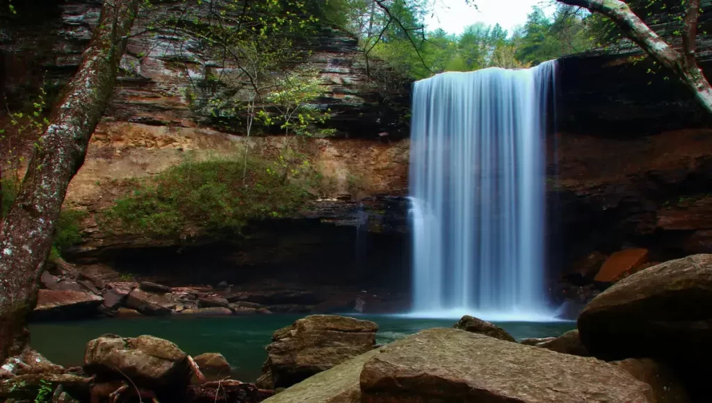 Cumberland Falls | Most beautiful waterfalls in the USA