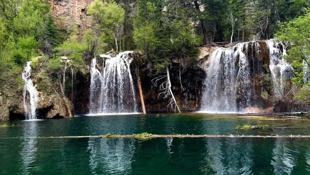 Hanging Lake | Most beautiful waterfalls in the USA