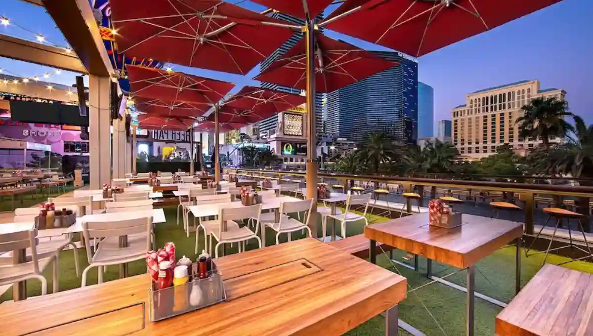 Beer Park | Amazing Rooftop Bars in Las Vegas