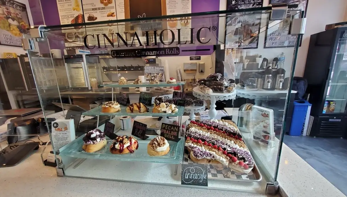 Cinnaholic | Best Vegan Restaurant In Chicago