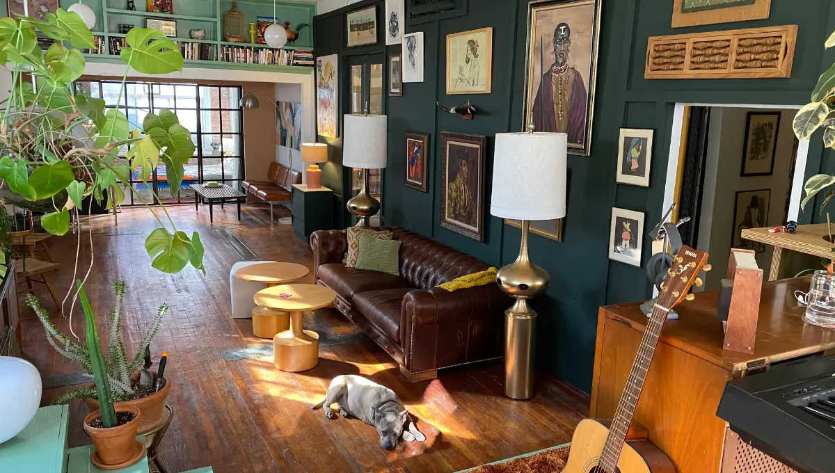 Private Room in Shared Artist Loft Downtown | Best Airbnb in Chicago 