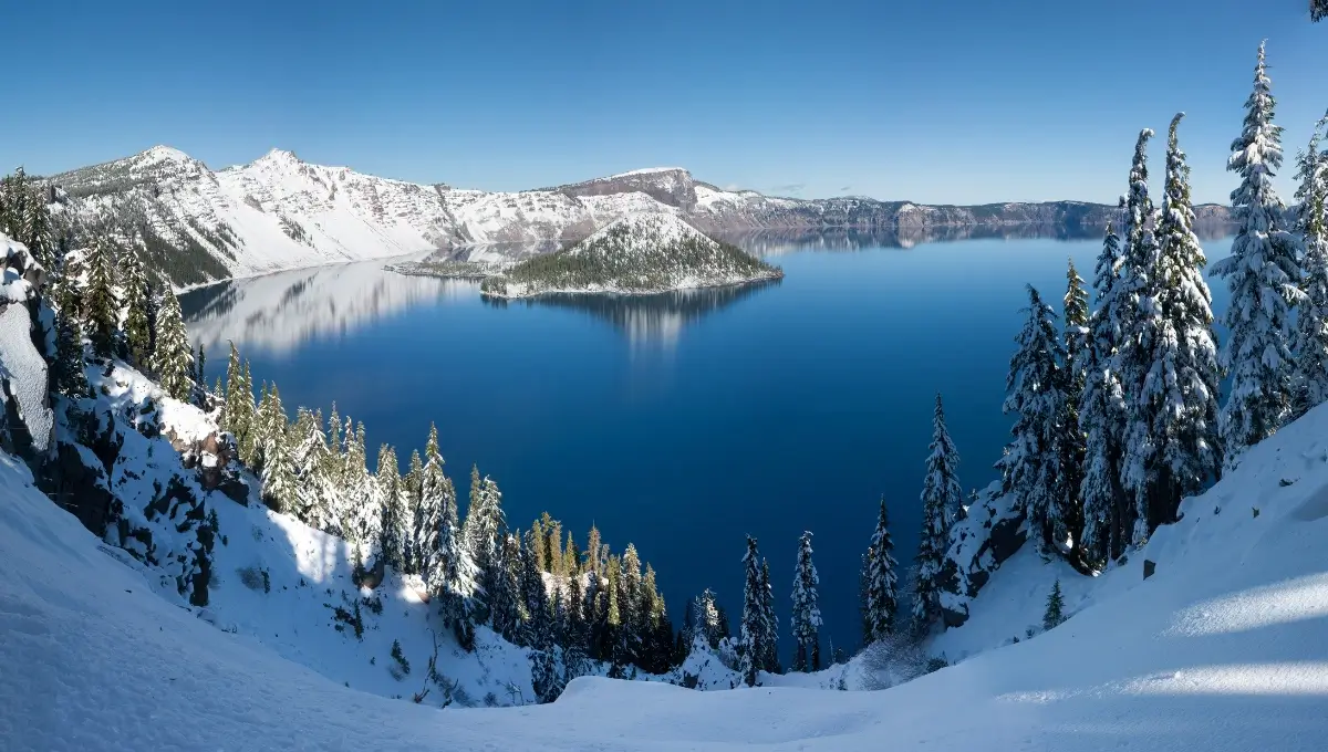 Crater Lake, Oregon | Most beautiful lakes in the USA