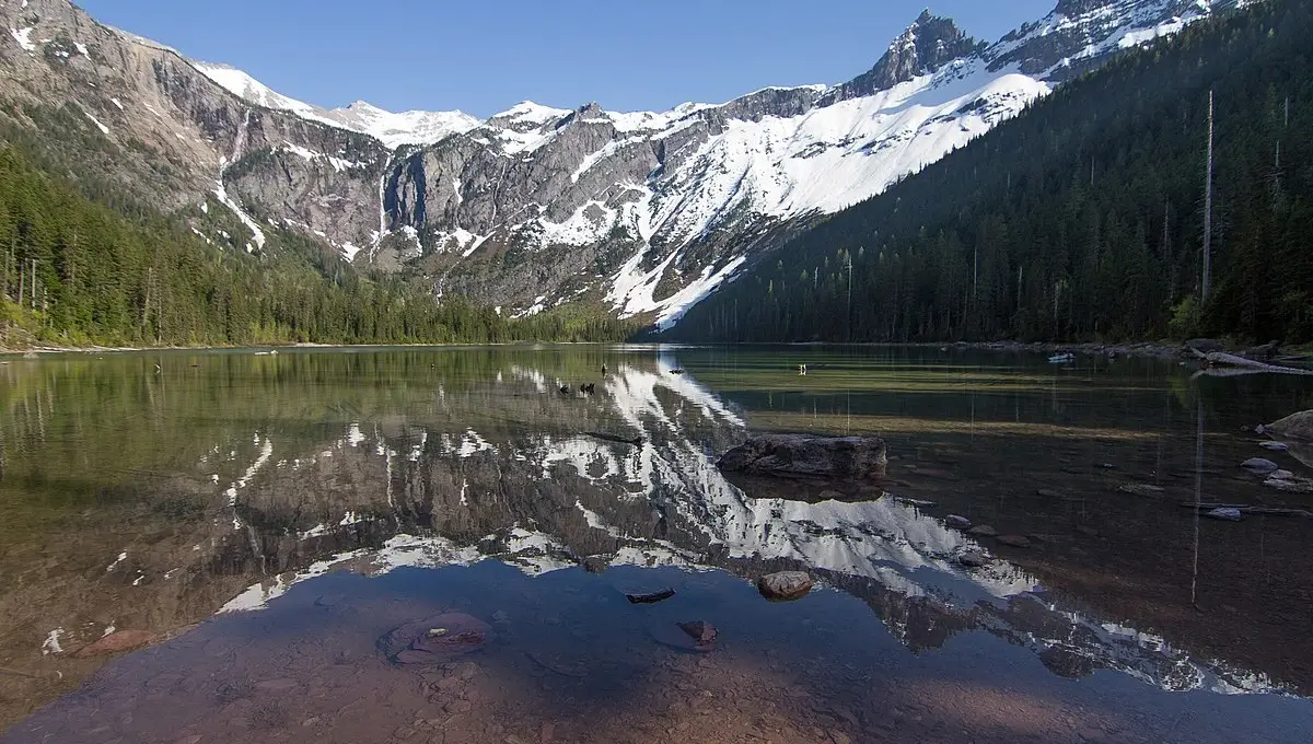 Montana's Avalanche Lake | Most beautiful lakes in the USA