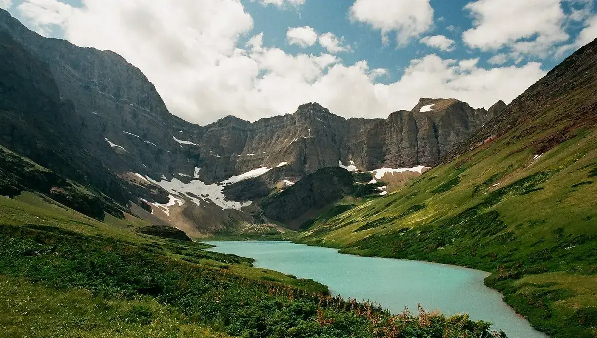 Montana's Cracker Lake| Best Hiking Trails In The USA