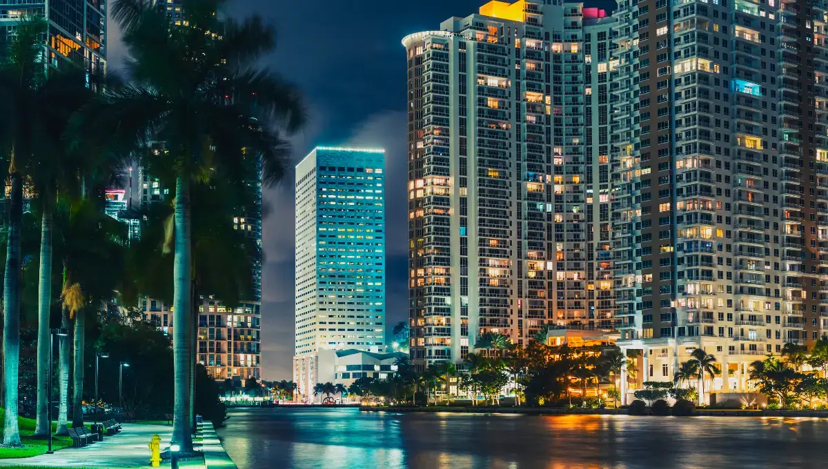 Best 4-Star Hotels in Miami Beach