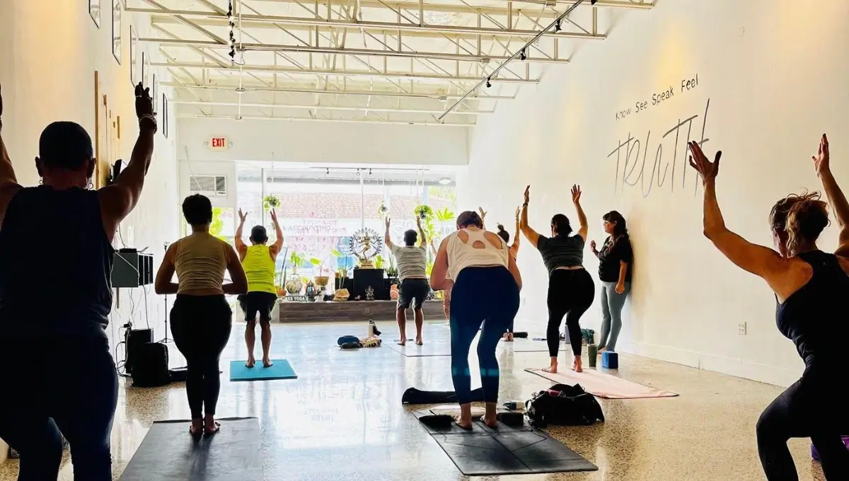 305 Yoga | Best Gyms in Miami