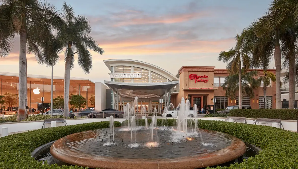Dadeland Mall | Best Malls in Miami