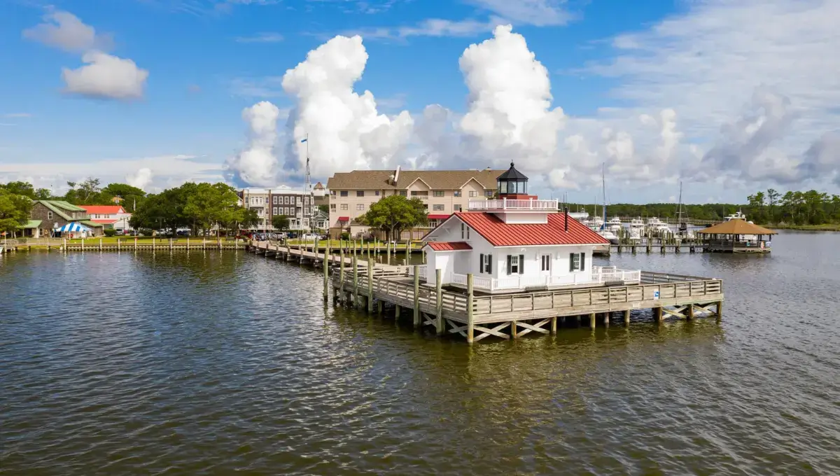 Manteo, North Carolina | Best Cheap Places To Travel In USA