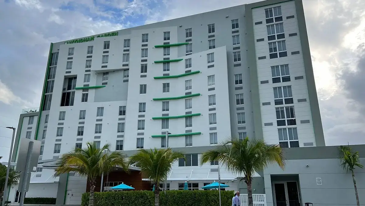Wyndham Garden Miami International Airport | Best 4-Star Hotels in Miami Beach