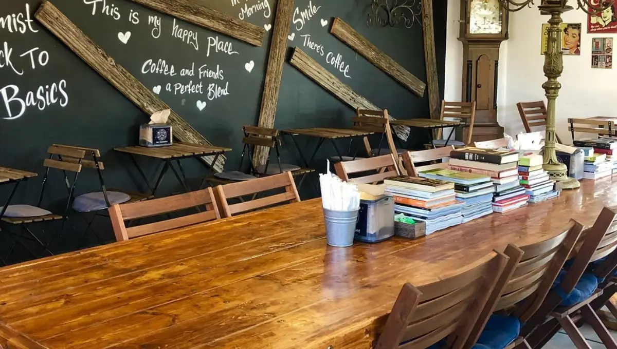 Neverland Coffee Bar | Best Coffee shops in Miami