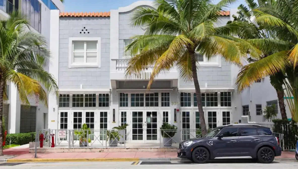 The Julia - Boutique Miami Beach Hotel