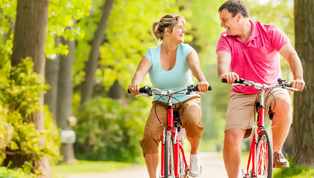 Couple Cycling