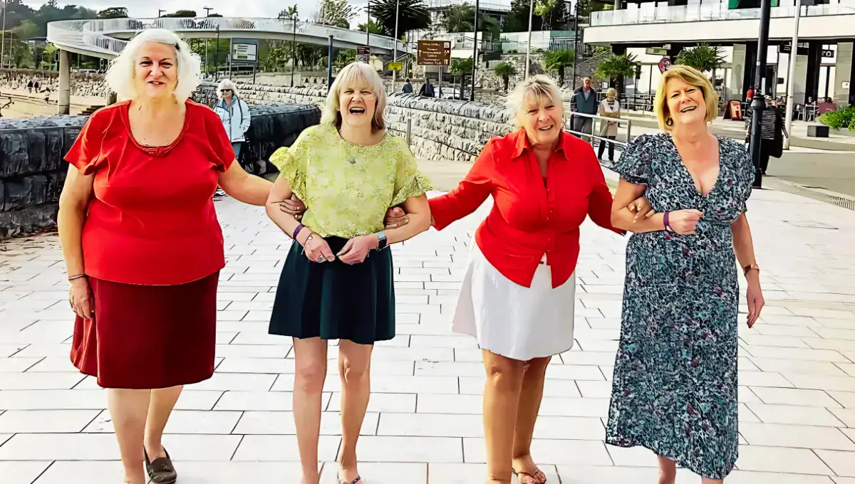 Lifelong Friendship Four Friends Recreate a Treasured Holiday Photo After 52 Years