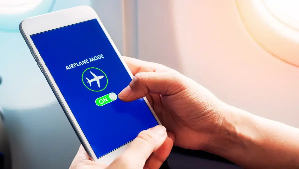 What Really Happens If You Don’t Use Airplane Mode on a Flight (The Truth Might Surprise You)