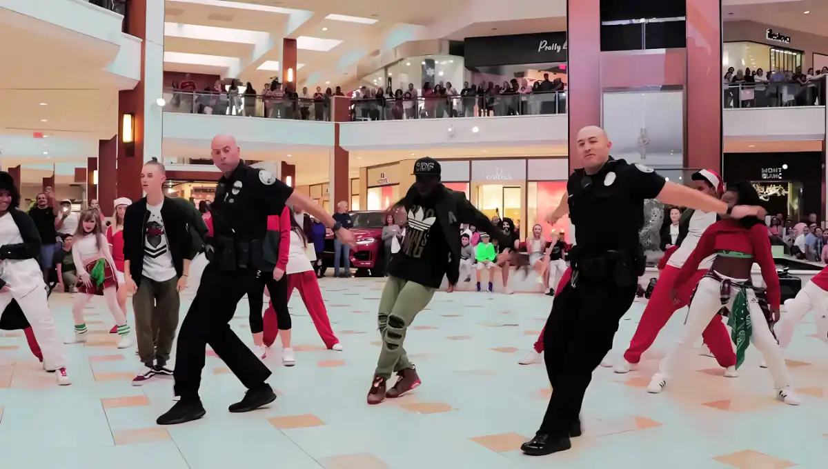 You Won't BELIEVE What These Police Officers Did When They Crashed a Flash Mob at the Mall!