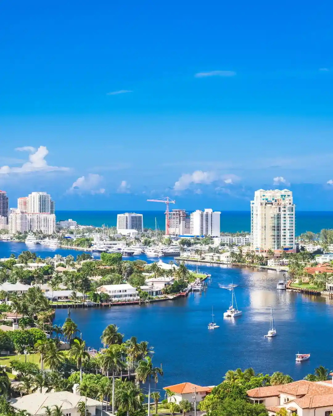 🤔 What makes a luxury travel destination? 🌟11 Best Luxury Travel Destinations in the USA That Will Blow Your Mind 6 Best Luxury travel destinations in the USA Fort Myers & Sanibel Island, Florida – Gulf Coast Escape