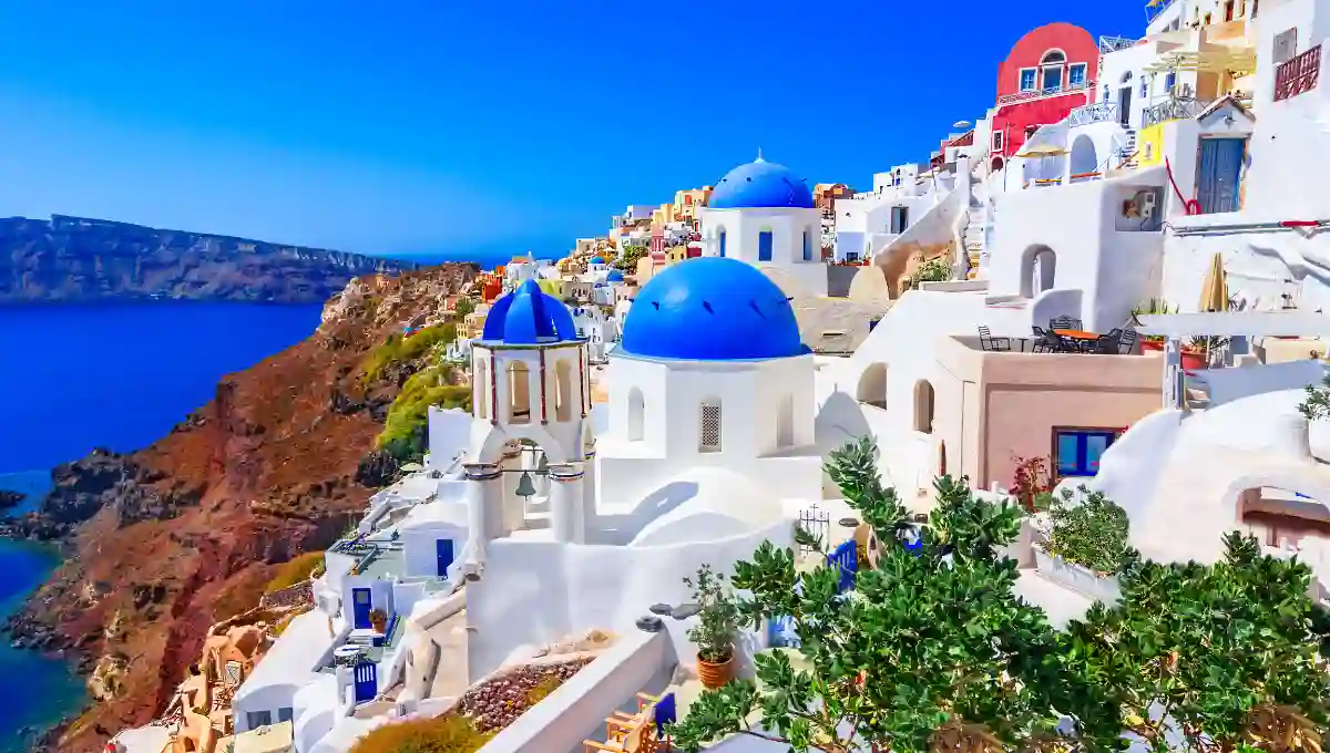 10 Most Colorful Villages in Greece That Look Straight Out of a Painting